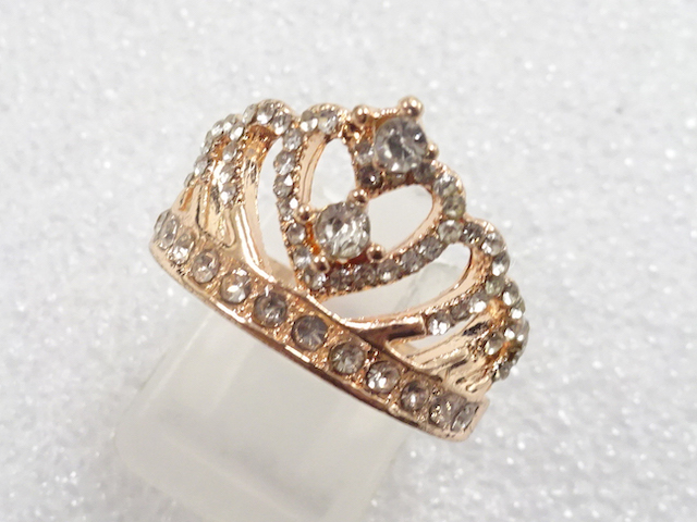 JAPANESE KIMONO / ANTIQUE CRYSTAL RING (SIZE 16)
